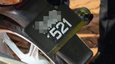 Photo of 青年无照骑摩多 还盗用他人车牌