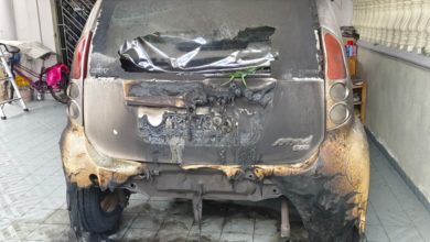 Photo of 被掷汽油弹烧2车 屋主坚信点错相