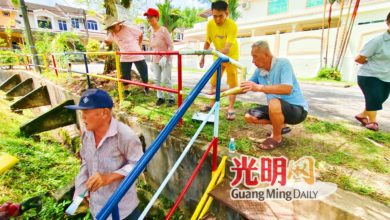 Photo of 阿公阿嬷热心粉刷 太平甘文丁叟再纳花园变彩色