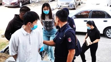 Photo of 飞机上失序闹事面控 中国夫妇认罪保外