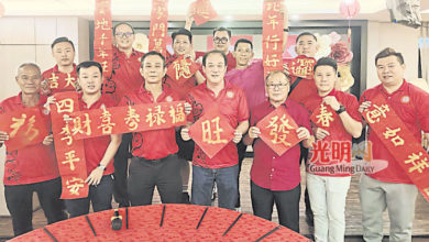 Photo of 【大山脚甘榜峇汝贩商盂兰胜会新春团拜】谢槶彦吁携手共进 秉持创会宗旨迎新目标