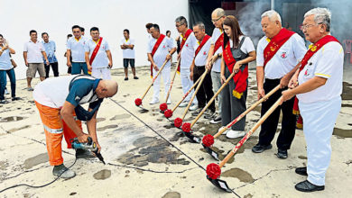 Photo of 泥土流失致地面龟裂 勇全殿广场维修动土