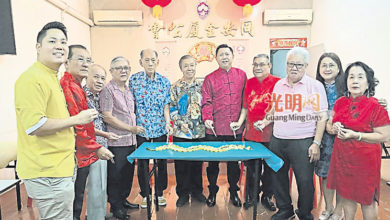 Photo of 【槟同安金厦公会新春团拜】王群衡鼓励乡亲走出槟城 与他国建立各领域合作