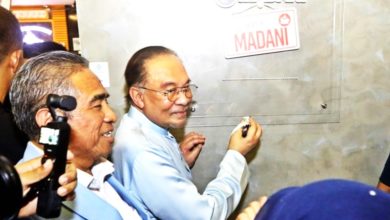 Photo of 助贫户翻新旧楼有何错  安华轰伊青团：别以马来人名义误导