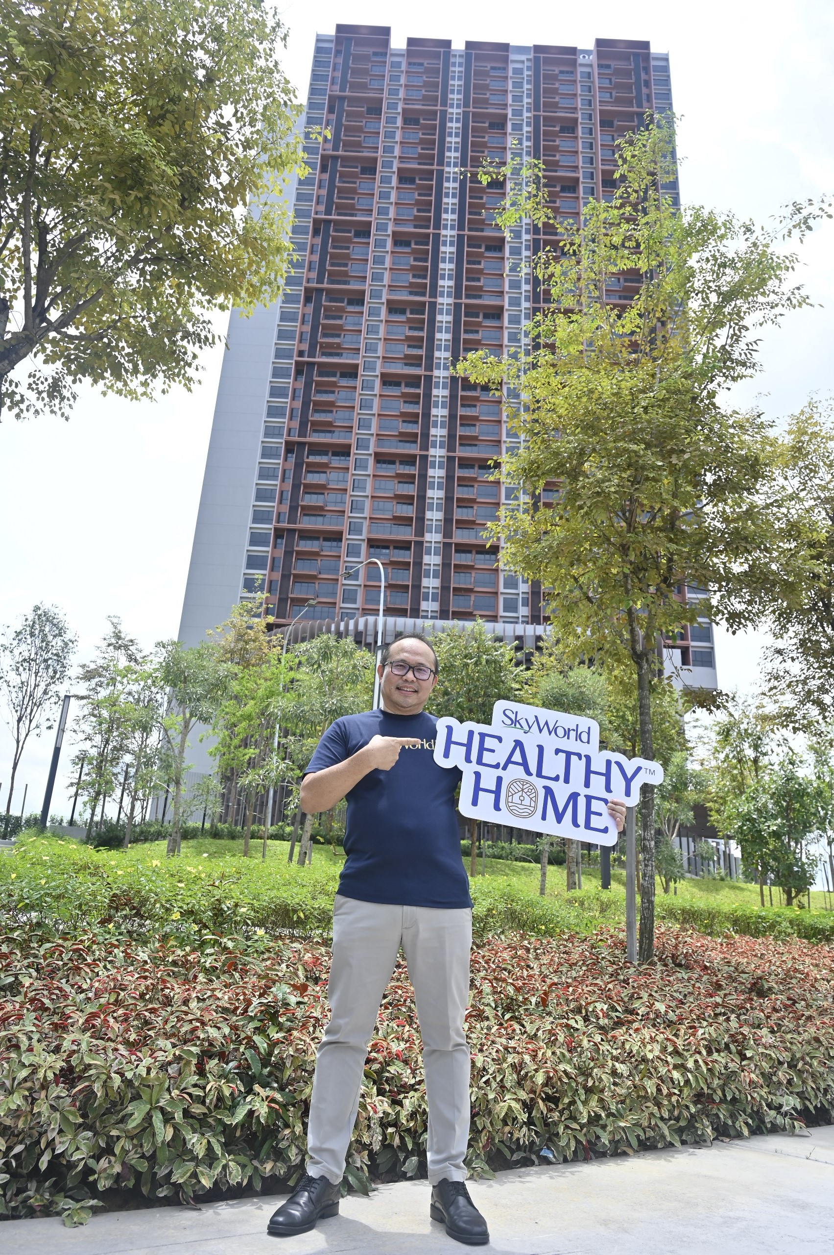 EdgeWood Residences贯彻了SkyWorld Healthy Home產品设计原则，真正体现了SkyWorld对品质和永续性的执著追求，更凭藉卓越的建筑设计获得了86%的QLASSIC评分及青铜级GreenRE认证。  