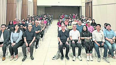 Photo of 邱培栋：已和黄家和探讨 研究教师提早退休现象