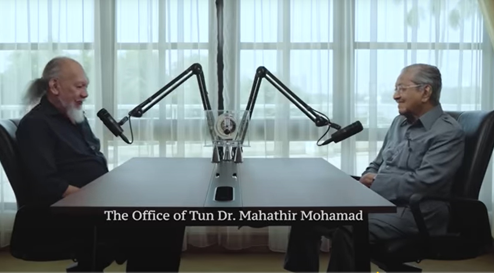 敦马:狮城马来人多已不会讲马来话且多以英语交流已变成白人| 即时| 国内| 2025-03-16 – 光明日报