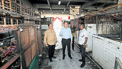 Photo of 火烧亚沙再也公市 灭火器锁着阻灭火