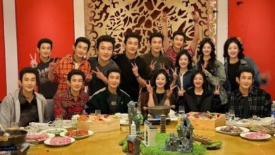 Photo of AI换脸大合照贺杀青　“10个黄晓明5个赵丽颖齐聚餐”