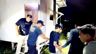Photo of 警逮捕窃案3嫌犯 意外搜获2气枪