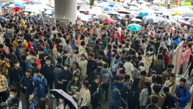 Photo of 考题“我流下了眼泪” 学生集体上演“家庭悲剧”
