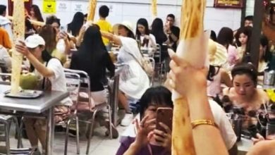 Photo of 视频〡 一群中国游客涌到嘛嘛档 Roti Tisu“打卡”到马一游