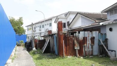 Photo of 住宅后巷被霸占扩建 居民: 市厅没行动