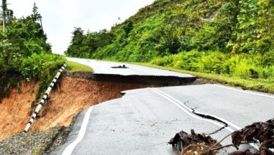 Photo of 加帛上游山体滑坡 部分道路严重塌陷