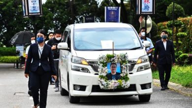 Photo of 华裔高官陈尸财政部〡 林裕威举殡 亲友悲恸送别