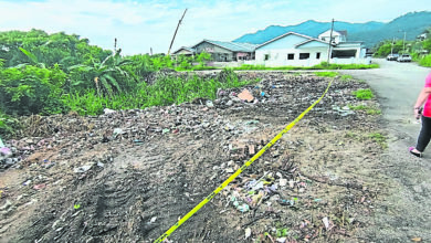 Photo of 敦善巴丹礼堂后方垃圾多 居民受促照顾环境