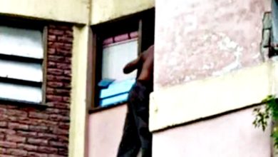 Photo of 徒手砸玻璃闹事 男子危站10楼获救