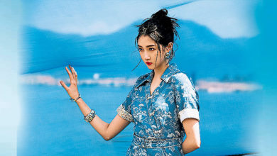 Photo of 糊咖凑近蹭热度 关晓彤能避则避