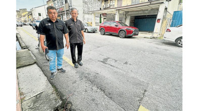 Photo of 武牙拉也 武牙拉也班底 市厅封路4晚铺路
