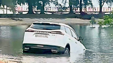 Photo of 租车到波德申海边玩 涨潮淹车吓坏外籍生