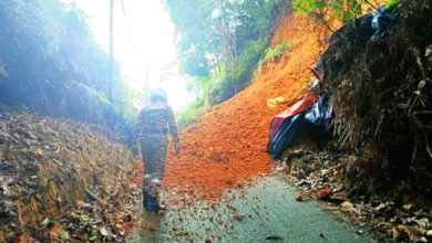Photo of 雪州甘榜山崩  泥石封堵出入口