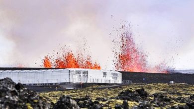 Photo of 冰岛火山又爆发 熔岩狂喷 邻近渔村急撤