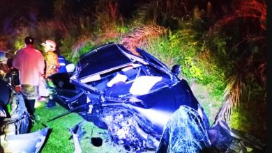 Photo of 失控打滑冲入反向车道 2轿车相撞酿1死14伤