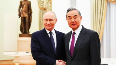Photo of 称两国关系不受外部干扰 王毅：中俄永不为敌