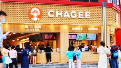 Photo of 逆袭人生！霸王茶姬在美上市 创办人张俊杰“18岁前不识字”