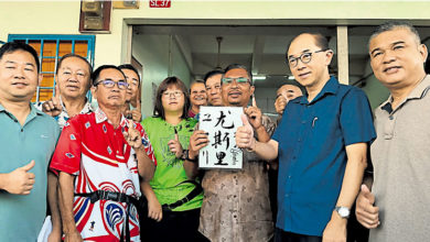 Photo of 亚亦君令华人票仓奏凯 尤斯里回冷水河谢票