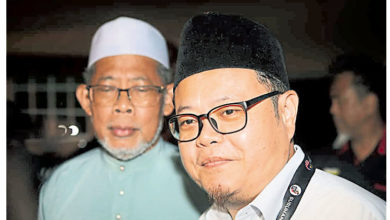 Photo of 被指骗取宗教教学证 警已传慕海敏录供
