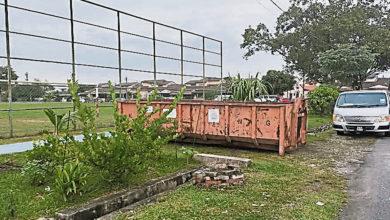 Photo of 风灾刮走民宅屋顶 黄智荣拨援金助10户
