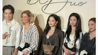 Photo of 看《疯马秀》遭封杀1年半 张嘉倪深V装站C位复出