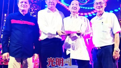 Photo of 沈志勤：任副农长时吃遍全马果王 唯独新港榴槤不会热气