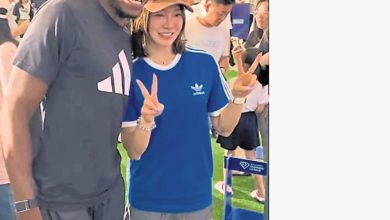 Photo of 钻联揭幕厦门站前 吴艳妮霍洛威同框