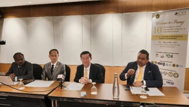 Photo of 曹观友: 支持设监督小组 加强州县项目问责