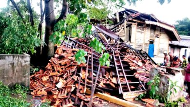 Photo of 废弃空屋躲雨墙塌 5男遭压1手断
