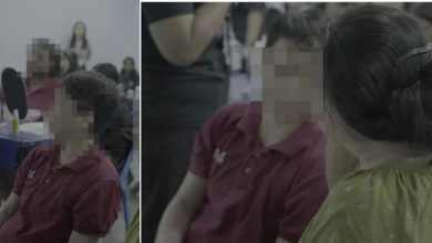 Photo of 9年牢狱首身体接触 女儿轻抚母脸泪如雨下
