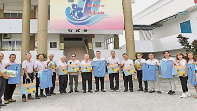 Photo of 波中董事拍短视频 614回母校庆111週年