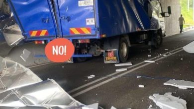 Photo of 司机不顾限高警示 罗里撞隧道卡住