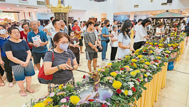 Photo of 诚邀扶老携幼12日浴佛 蒲修成林展览中心庆卫塞