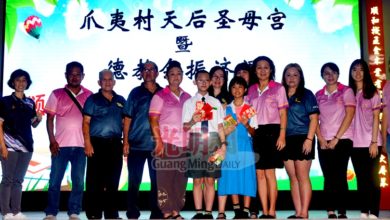 Photo of 爪夷村振济阁颁奖励金〡陈美方：开始重视孩子教育 爪夷村学习风气提升