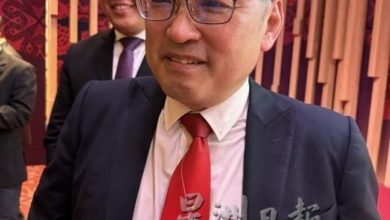 Photo of 砂议会 张健仁: 宁花1亿包机 为何不用1.5亿启全免高教