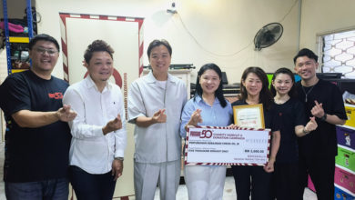 Photo of 义剪捐款暖童心  发绅50周年庆首站新山啟动