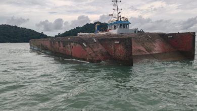 Photo of 槟矽岛驳船异常 船上11人员无恙