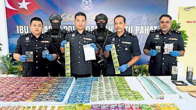 Photo of 柔警突击住宅货仓 捕1人起160万元毒品