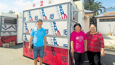 Photo of 档主租销售亭囤货 韦金海吁退租让需要者