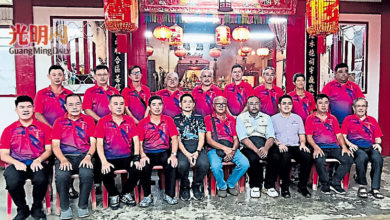 Photo of 丹绒武雅福德祠及瑞狮团理事就职礼 王琳金郑荣意率众宣誓