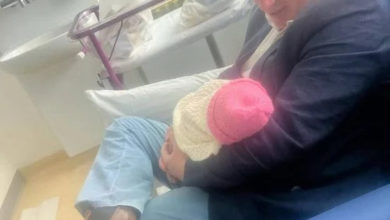 Photo of 老来得女 英前首相约翰逊迎第9个小孩