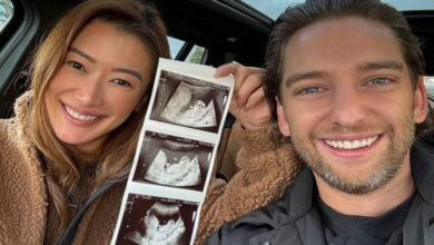 Photo of 42岁谢婷婷宣布怀二胎 挺巨肚喜晒超音波照